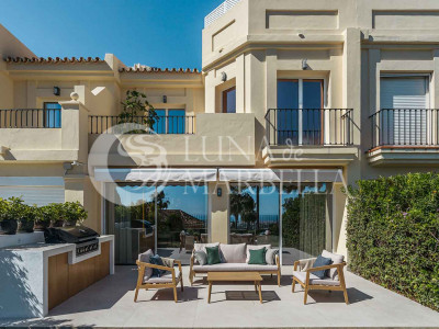 Adosado en venta en Benahavis