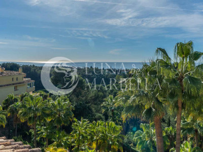 Penthouse for sale in Condado de Sierra Blanca, Marbella Golden Mile