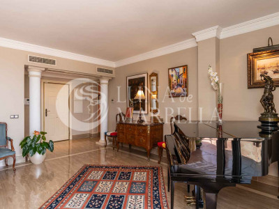 Penthouse for sale in Marbella Golden Mile