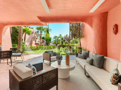 Ground Floor Apartment for sale in Torre Bermeja, Estepona