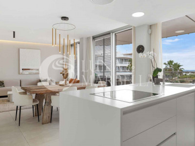 Apartamento en venta en Estepona