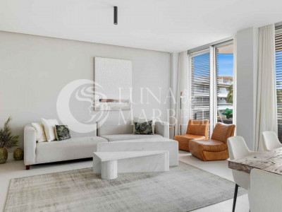 Apartamento en venta en Estepona
