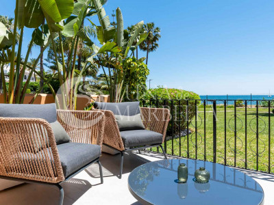 Apartamento en venta en Estepona