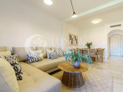 Apartamento en alquiler en Estepona