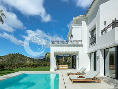 Villa en venta en Benahavis