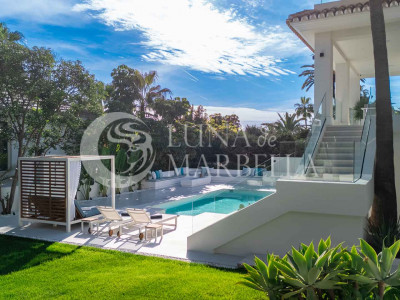 Villa en venta en Marbella Este