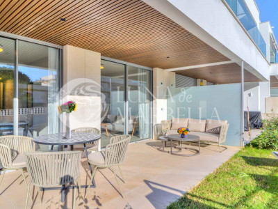 Apartamento en venta en Estrella del Mar, Marbella Este