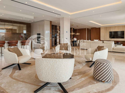 Penthouse for sale in Marbella Golden Mile