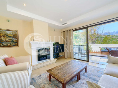 Penthouse for sale in Marbella East