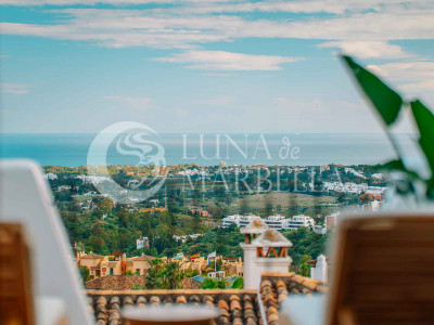 Town House for sale in Benahavis