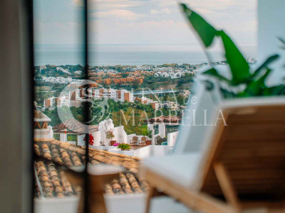 Town House for sale in Benahavis