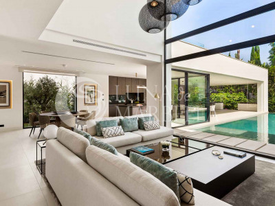 Villa en venta en Nueva Andalucia