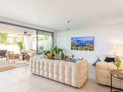Semi Detached House for sale in Marbella East