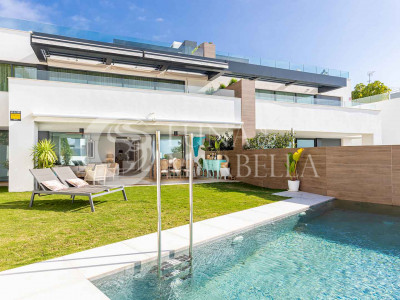 Semi Detached House for sale in Artola, Marbella East