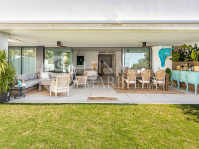 Semi Detached House for sale in Marbella East