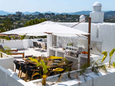 Penthouse for sale in Pueblo Arabesque, Nueva Andalucia