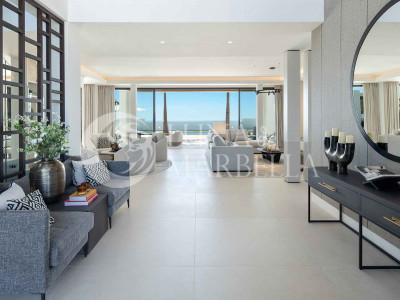 Villa for sale in Benahavis