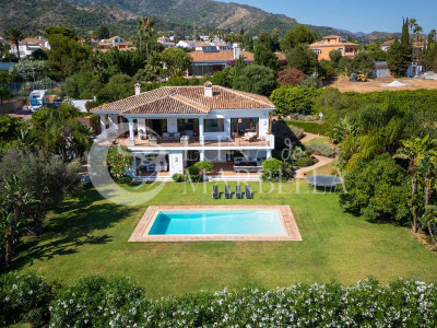 Villa for sale in Marbella Golden Mile