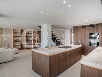 Semi Detached House for sale in Nueva Andalucia