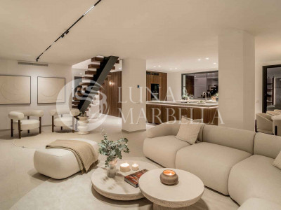 Semi Detached House for sale in Nueva Andalucia