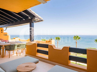 Apartment for sale in Estepona