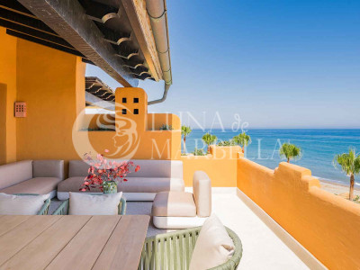 Apartment for sale in Estepona