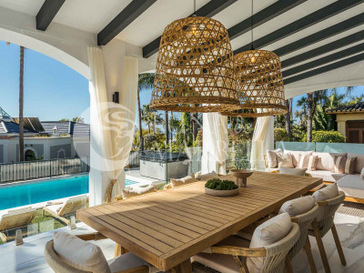 Villa for sale in Marbella Golden Mile