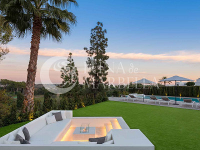 Villa in Nueva Andalucia