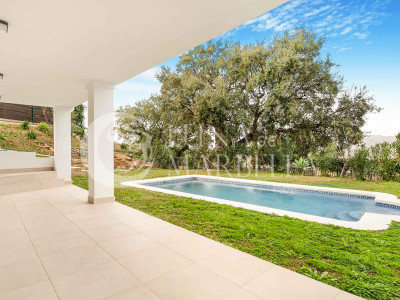 Semi Detached House for sale in Marbella East