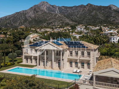 Villa for sale in Sierra Blanca, Marbella Golden Mile