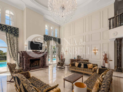 Villa for sale in Marbella Golden Mile