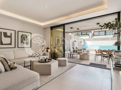 Semi Detached Villa for sale in Marbella - Puerto Banus