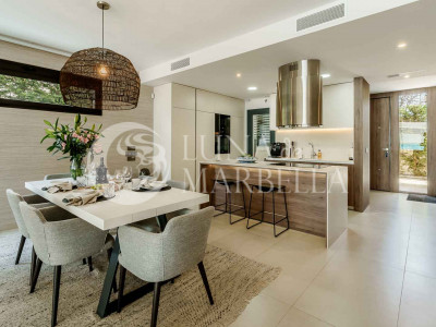 Semi Detached Villa for sale in Marbella - Puerto Banus