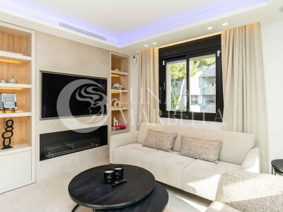Apartment for sale in Nueva Andalucia