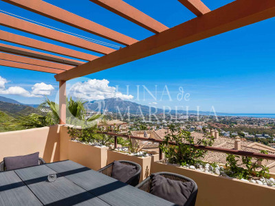 Ático en venta en Benahavis