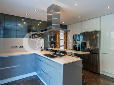 Penthouse for sale in Marbella - Puerto Banus