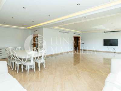 Penthouse for sale in Marbella - Puerto Banus