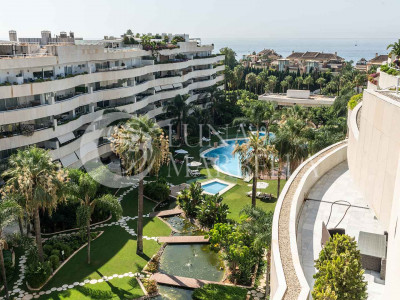 Penthouse for sale in El Embrujo Banús, Marbella - Puerto Banus