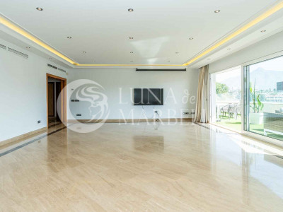 Penthouse for sale in Marbella - Puerto Banus