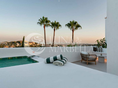 Ático en venta en Nueva Andalucia