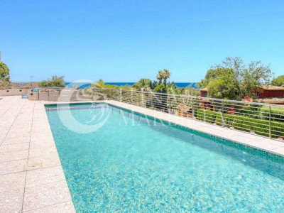 Villa for sale in Elviria, Marbella East