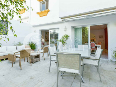 Adosado en venta en Marbellamar, Marbella Golden Mile