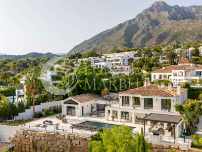 Villa en venta en Rocio de Nagüeles, Marbella Golden Mile