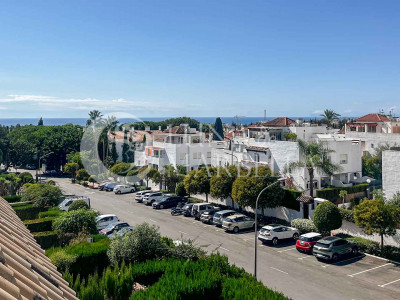 Adosado en venta en Marberia, Marbella Golden Mile
