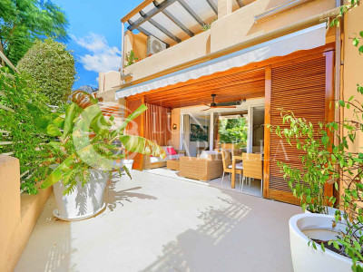 Town House for sale in Marbella Golden Mile