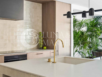 Town House for sale in Nueva Andalucia