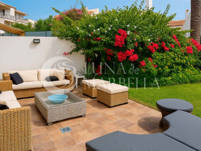 Adosado en venta en Estepona