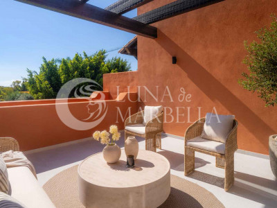Ático en venta en Nueva Andalucia