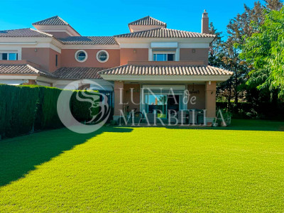 Pareado en venta en Marbella Este