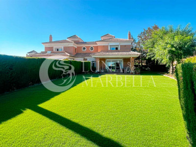 Pareado en venta en Marbella Este